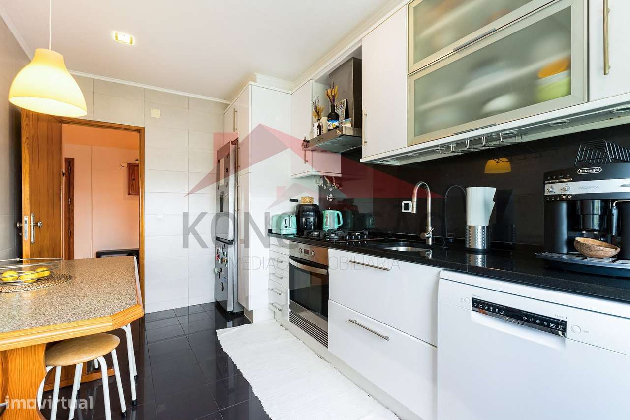 Apartamento T2 em Alverca – Vista Rio, Excelente Exposição Solar e... - Grande imagem: 2/21