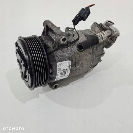 Kompresor klimatyzacji DELPHI 8200669284 RENAULT MEGANE III MEGANE II 2.0 - 1