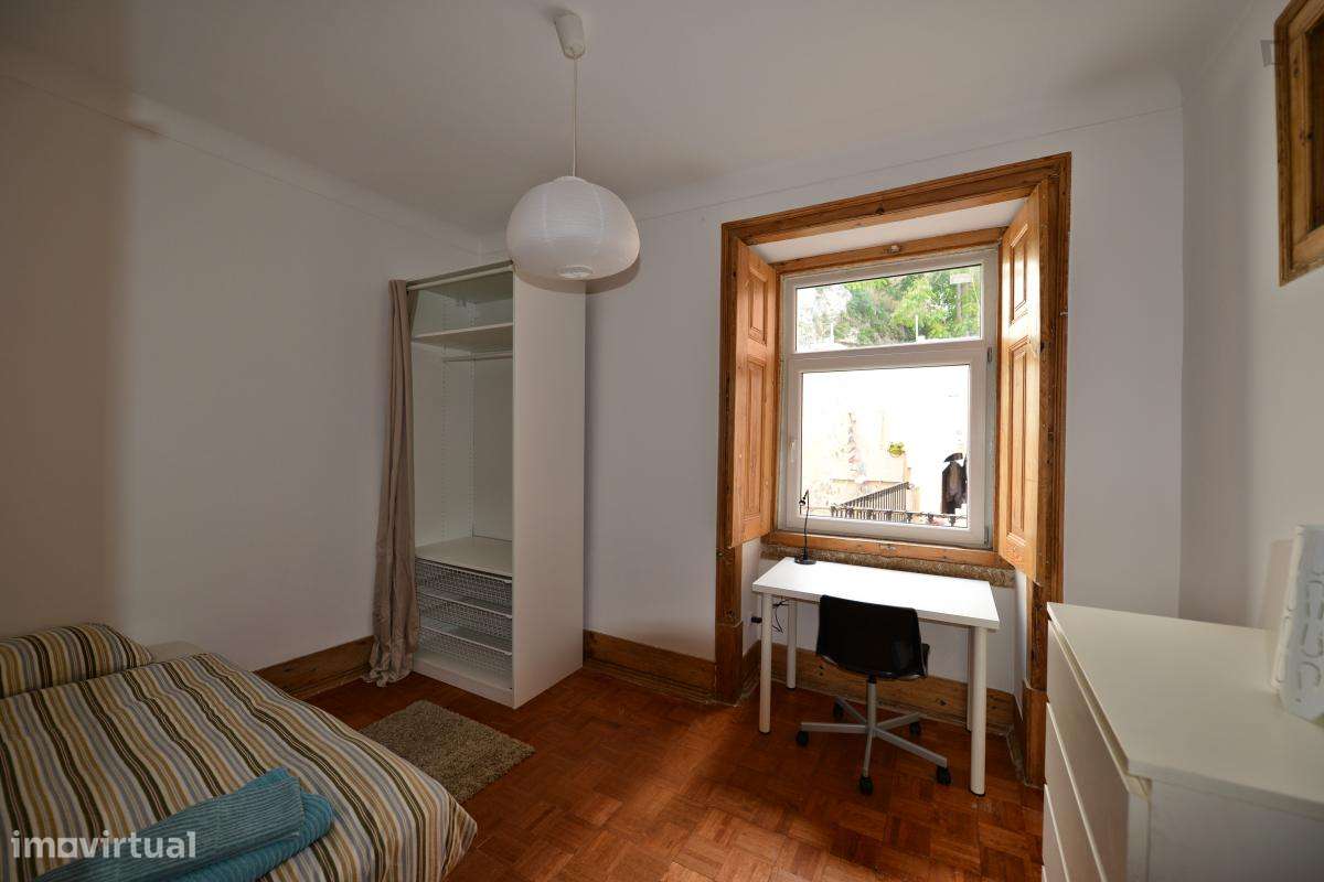 Quarto - localizado em Santa Apolónia Lisbon - Grande imagem: 5/10