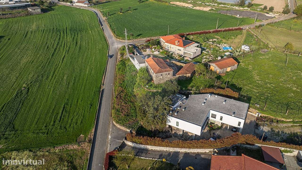 Terreno com projeto aprovado em Adães, Barcelos! - Grande imagem: 4/14