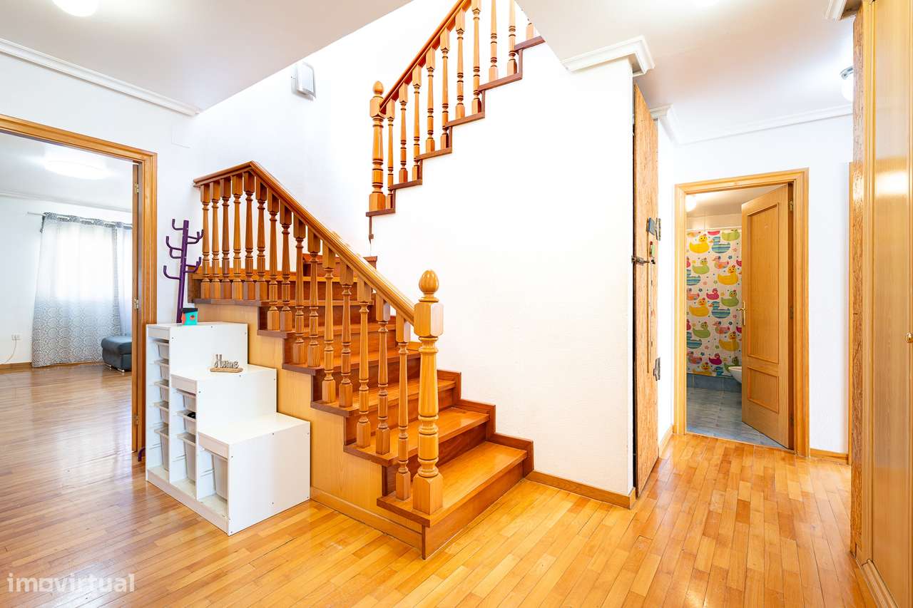 Apartamento T4 DUPLEX Venda em Alhos Vedros,Moita-5