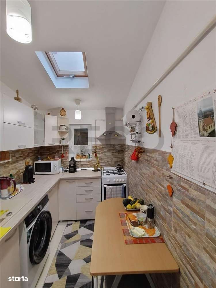 RECO Casa de vanzare zona Centrala - Imagine principală: 5/13