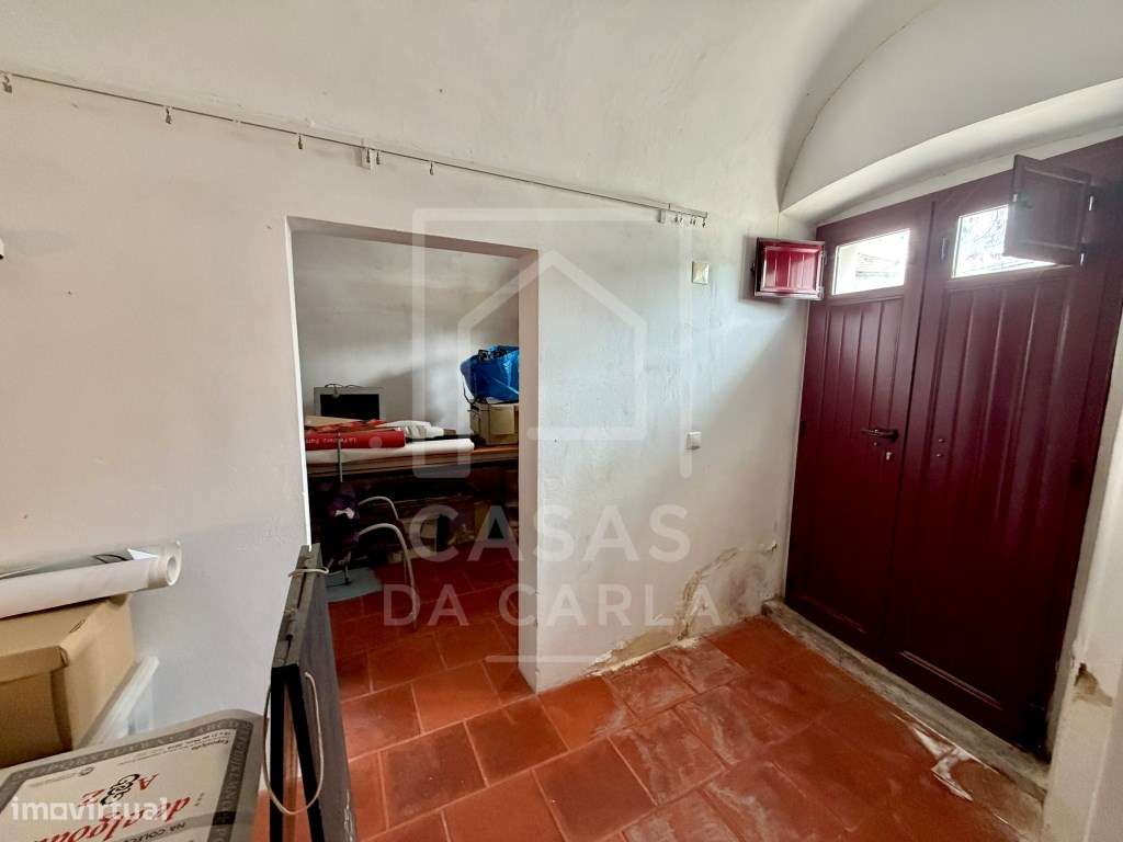 Moradia T5 com quintal e terraço em Vila Alva - Grande imagem: 4/36