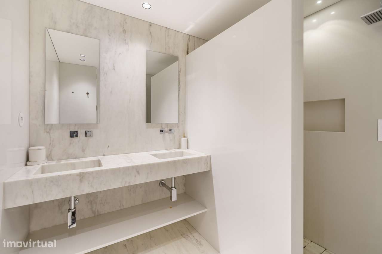 Apartamento T3 de luxo no Centro Histórico de Braga-40