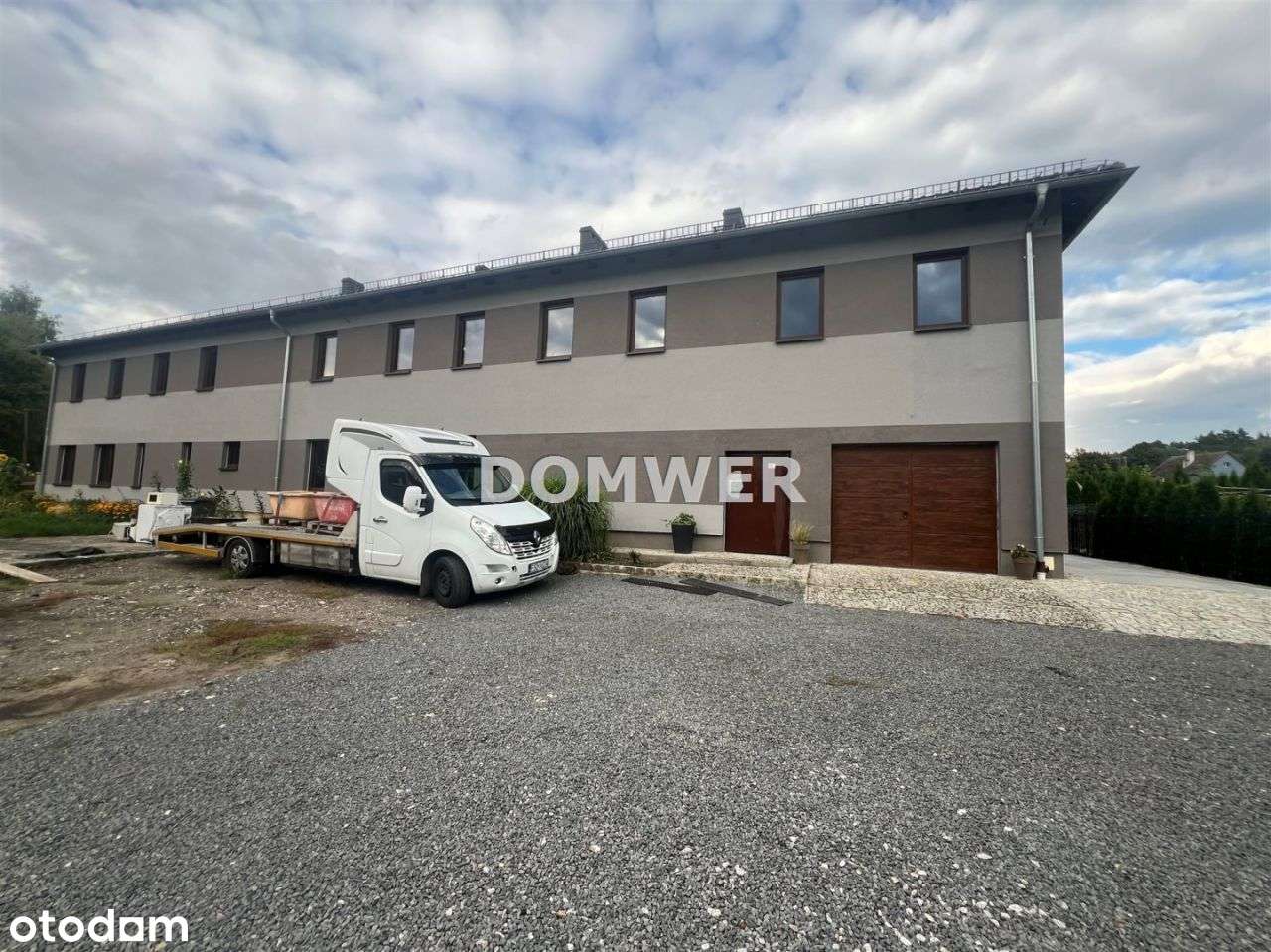 Budynek usługowo-handlowo-mieszkalny w Przyłęgu-4