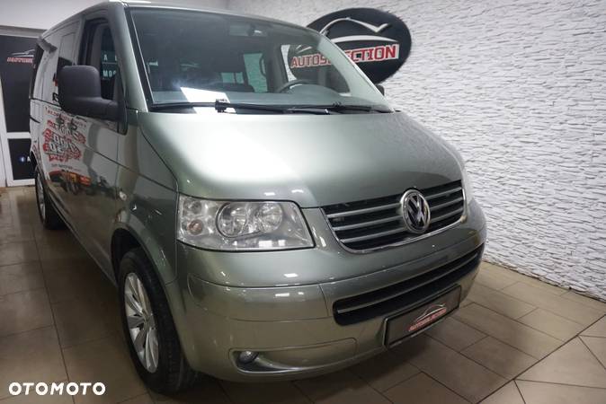 Volkswagen Caravelle - 2