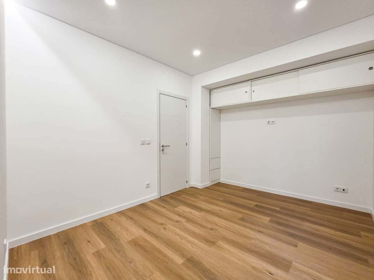 Apartamento Renovado no Bairro do Liceu em Setúbal-30