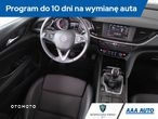 Opel Insignia - 8