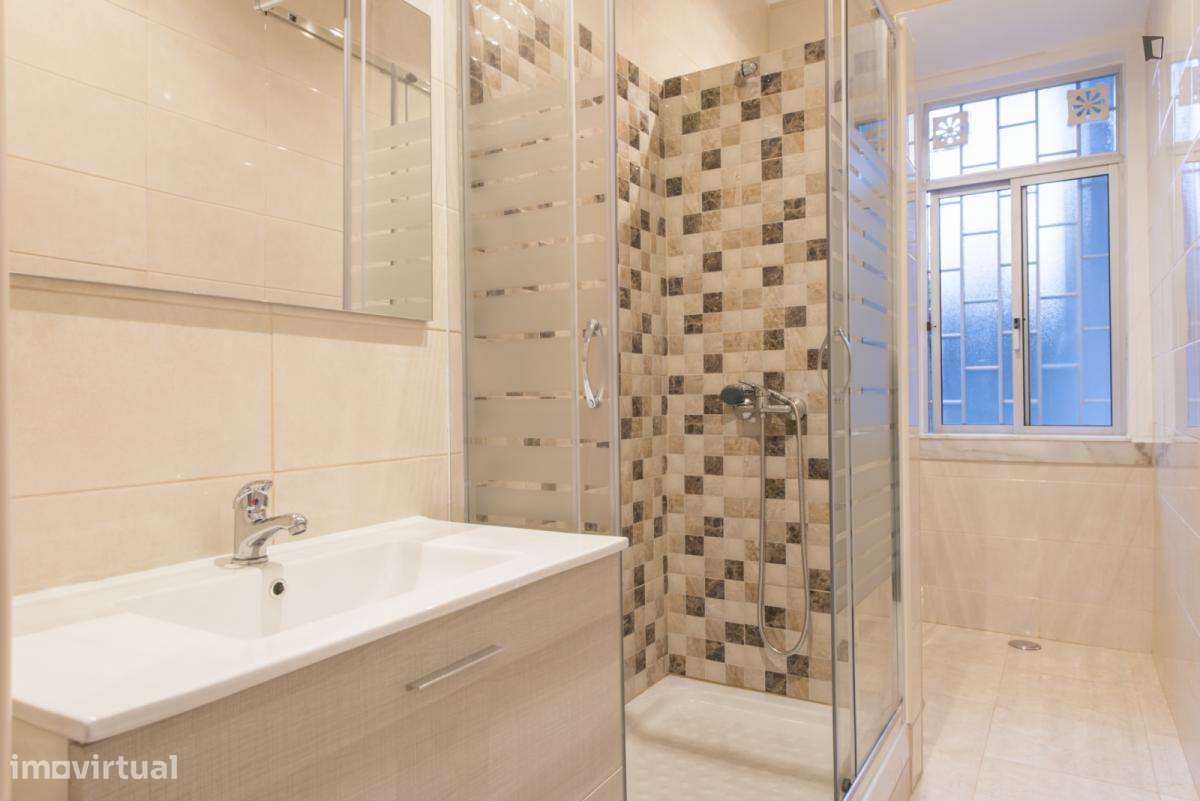 Quarto - localizado em Arroios Lisbon - Grande imagem: 4/19