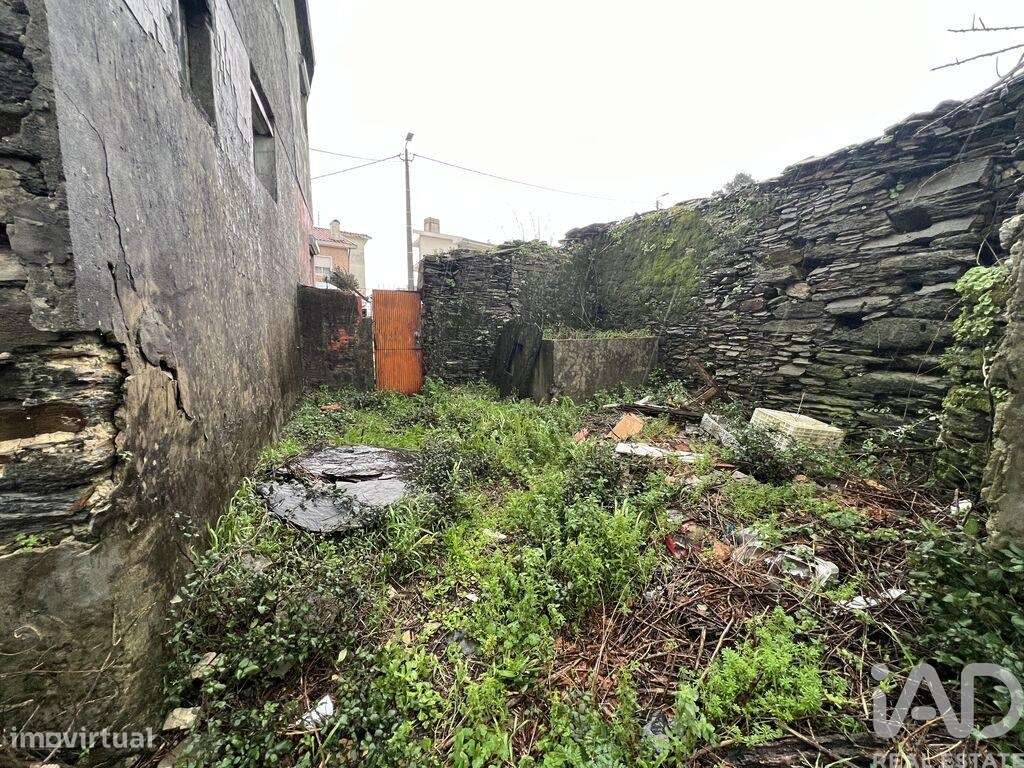 Moradia térrea em Campo e Sobrado de 80 m2 - Grande imagem: 2/22