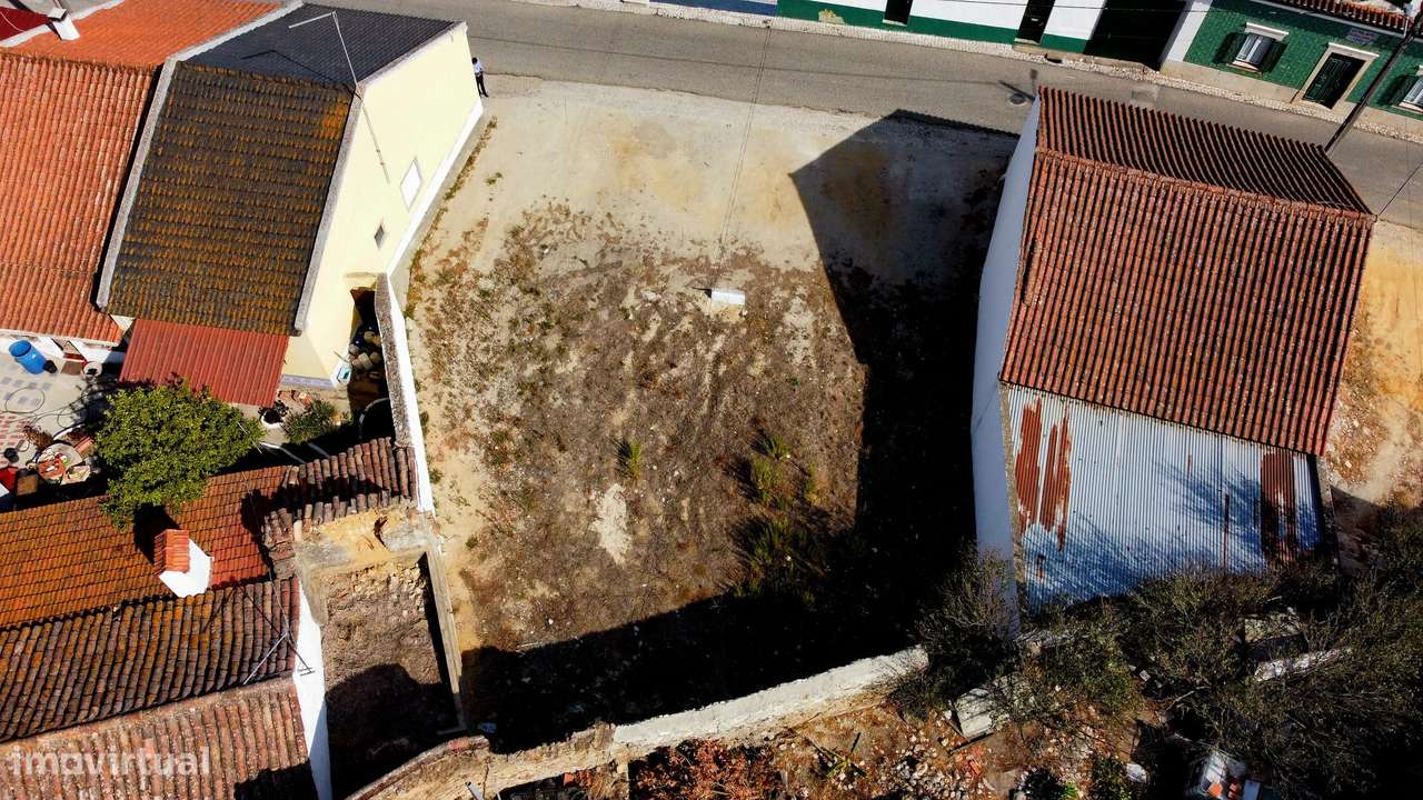 Apresentamos terreno totalmente urbano, com 107 m², na Lapa, Cartaxo-6