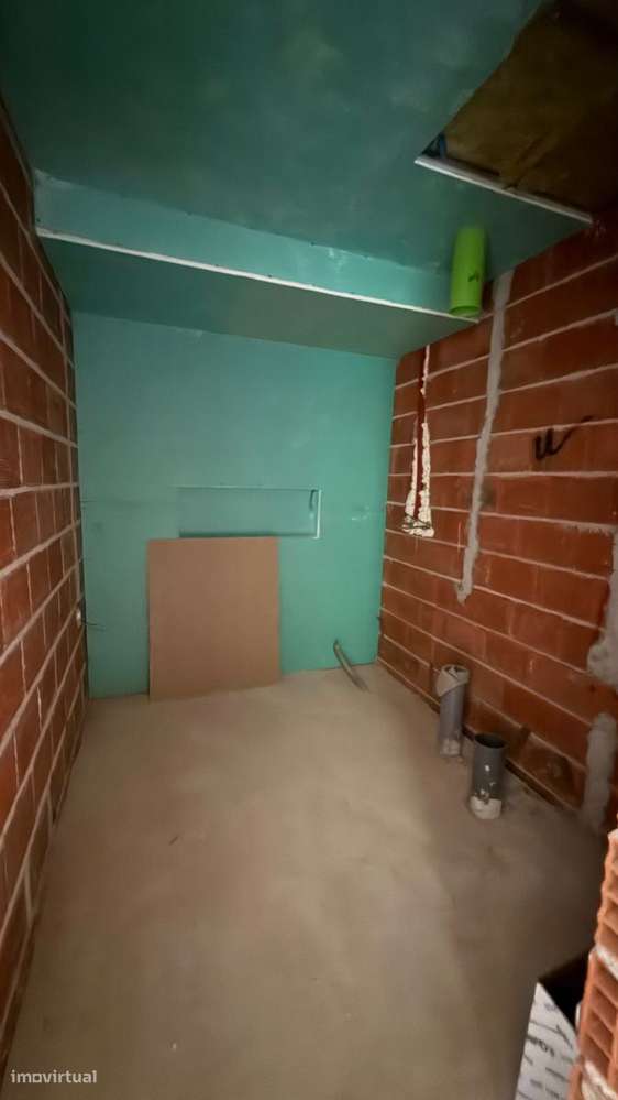 APARTAMENTO T3  com vistas de mar e rio,  como novo, Situado no Bai...-17