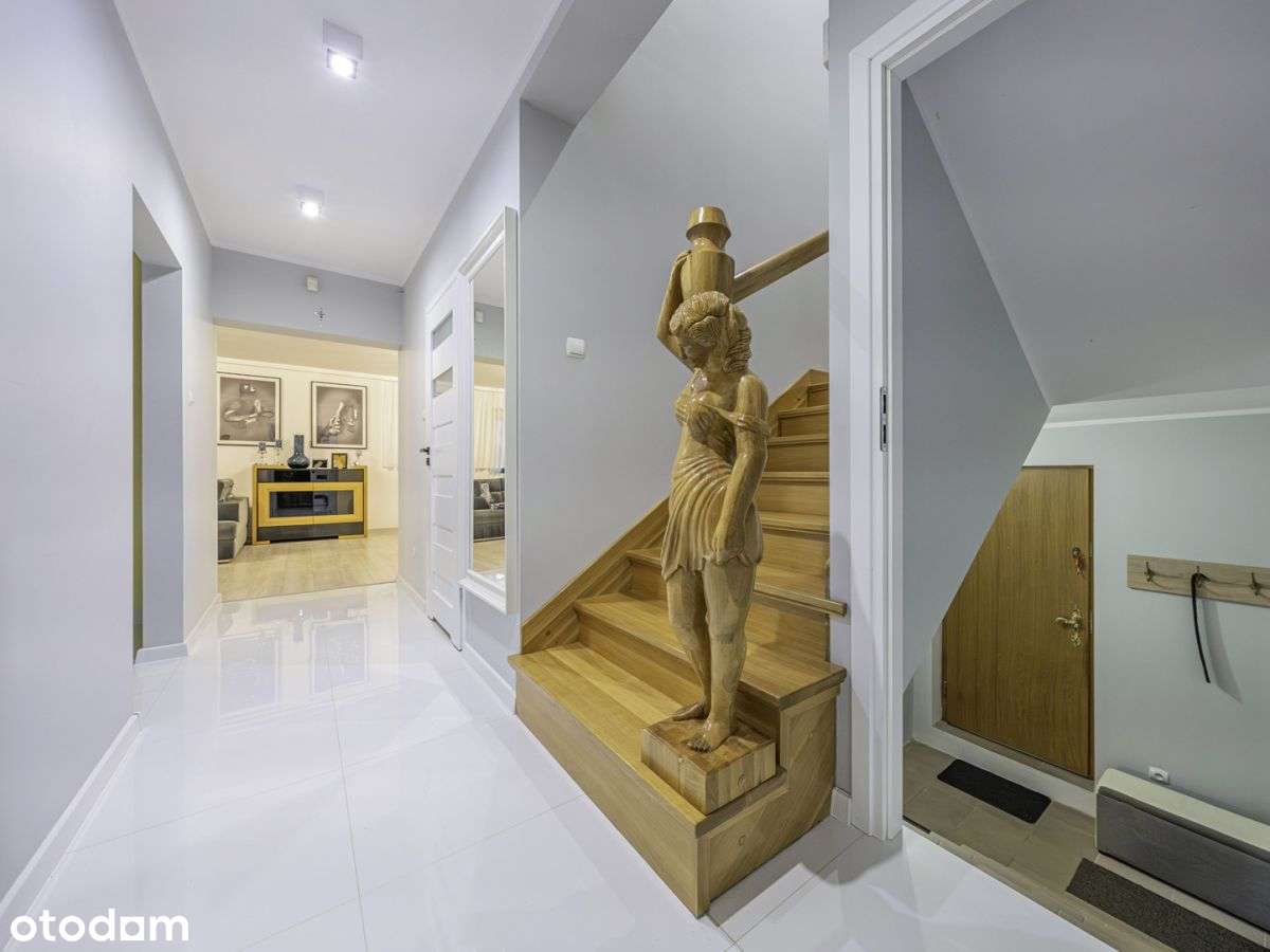 Nowoczesny wolnostojący dom-16