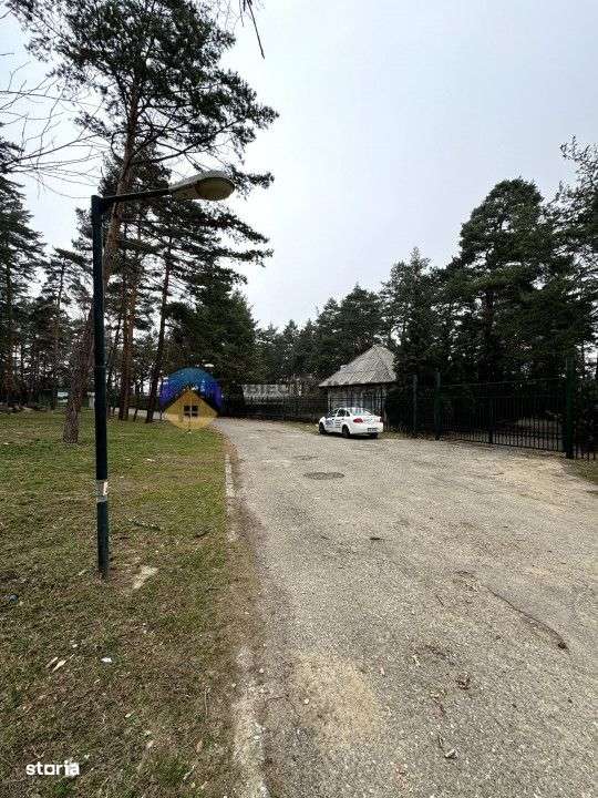 Teren Piatra Neamt - zona strand ideal pentru Hotel - Imagine principală: 5/16