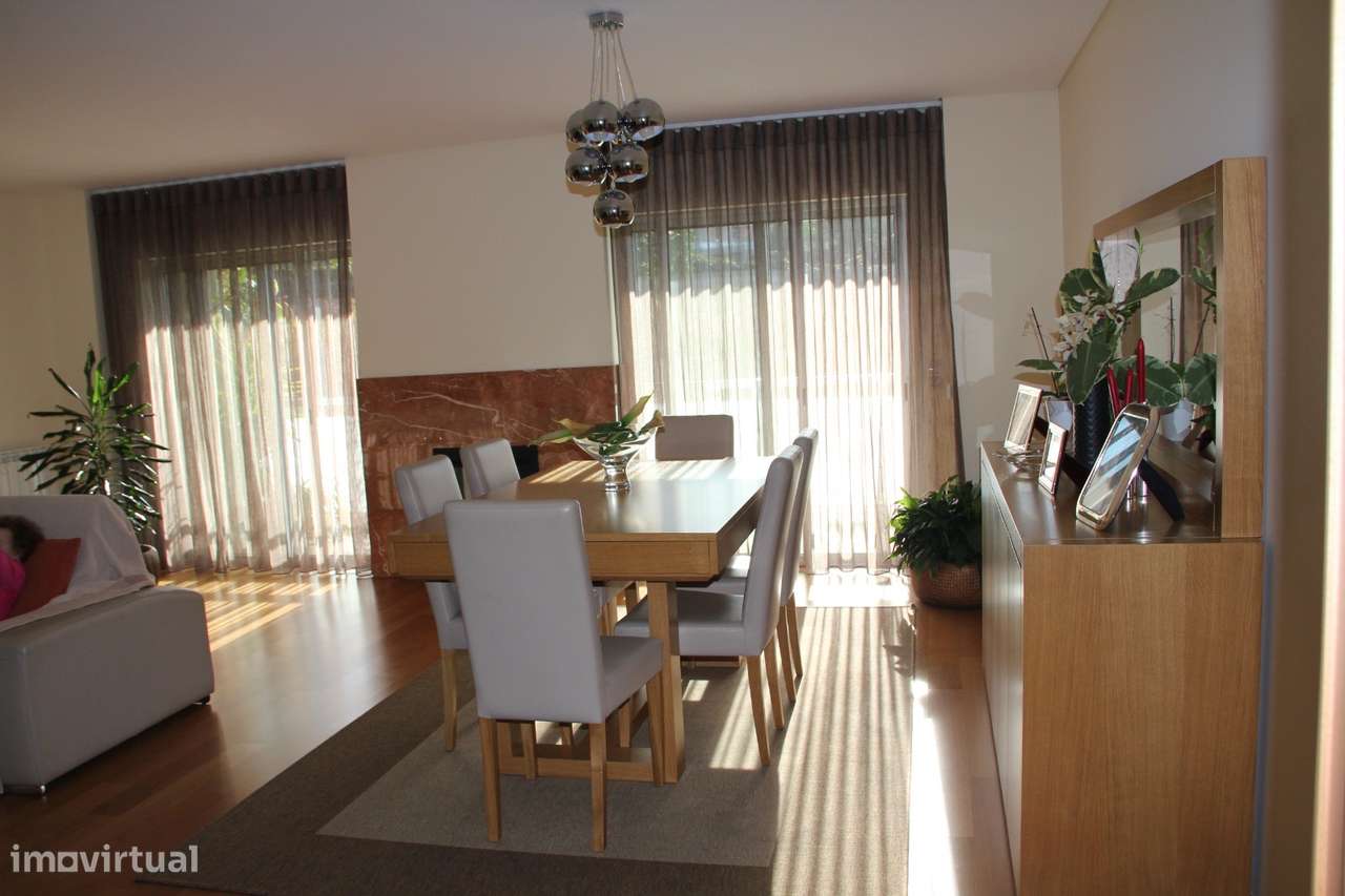 Arrendo apartamento de luxo T3+1 - Grande imagem: 3/18