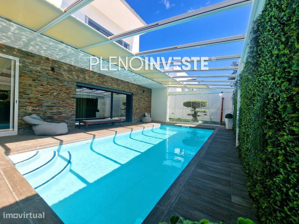 Moradia Isolada V3+2 com piscina na Quinta de Valadares-0