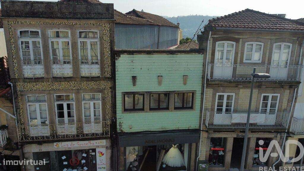 Prédio em Penafiel de 268,00 m2 - Grande imagem: 2/30