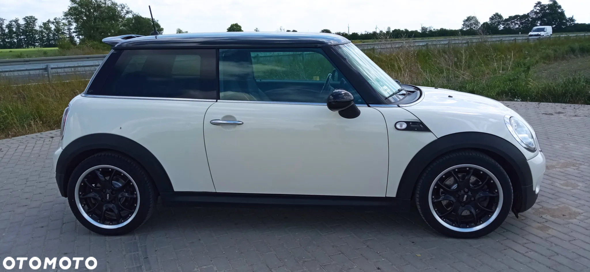 MINI Cooper S Standard - 9