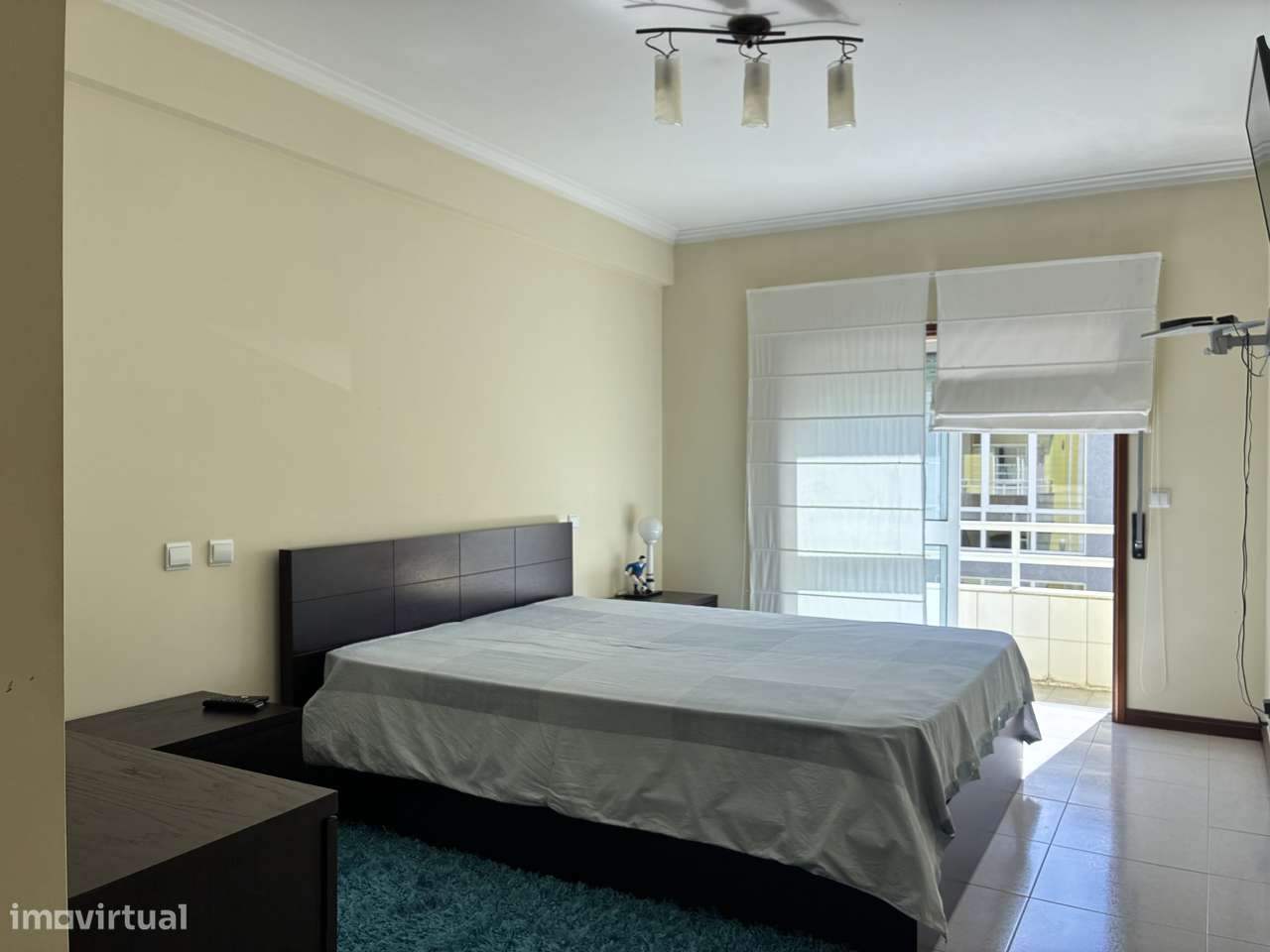 Apartamento T3 com boas áreas-5