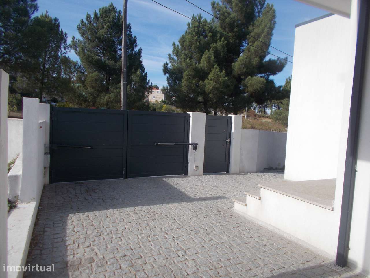 Casa em Chaves Oportunidade de Negocio-4