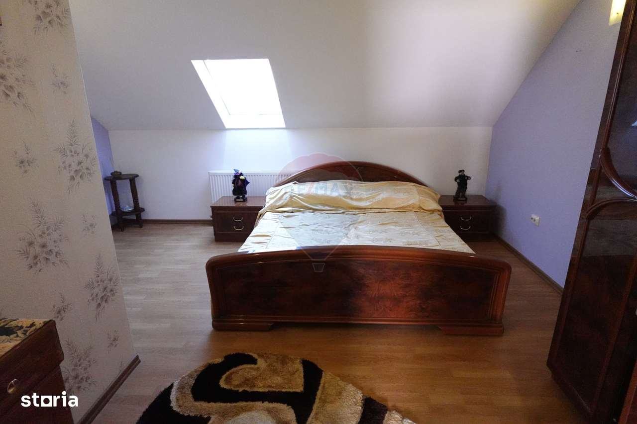 Casă cu 6 camere, de vânzare, în Baia Sprie-19