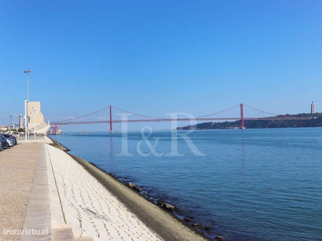 Apartamento T4 duplex com dois terraços e piscina em Belém-49