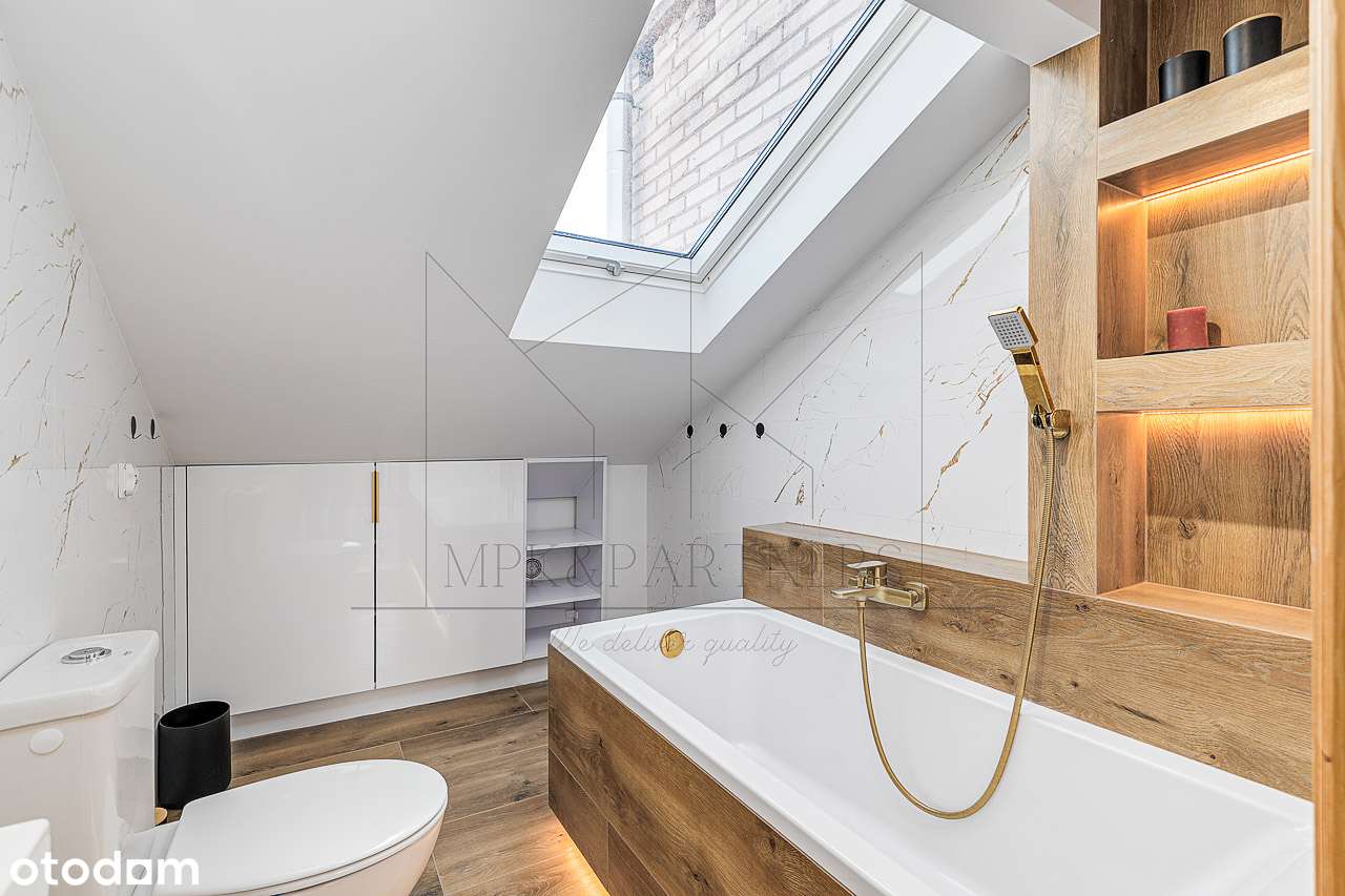 Przestronny, dwupoziomowy apartament 30 minut od centrum Warszawy!-9