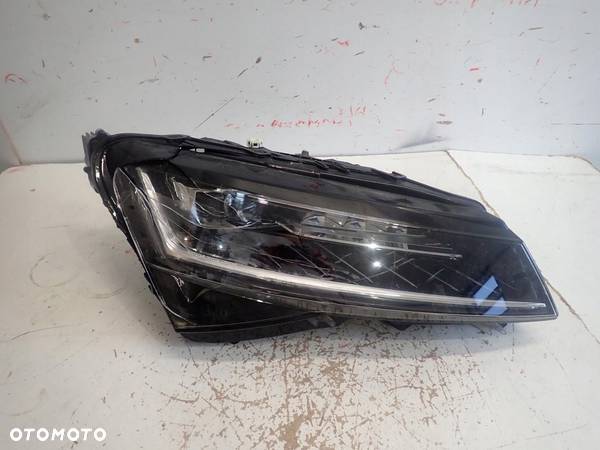 Lampa przód prawa SKODA SUPERB III LIFT FULL LED - 1