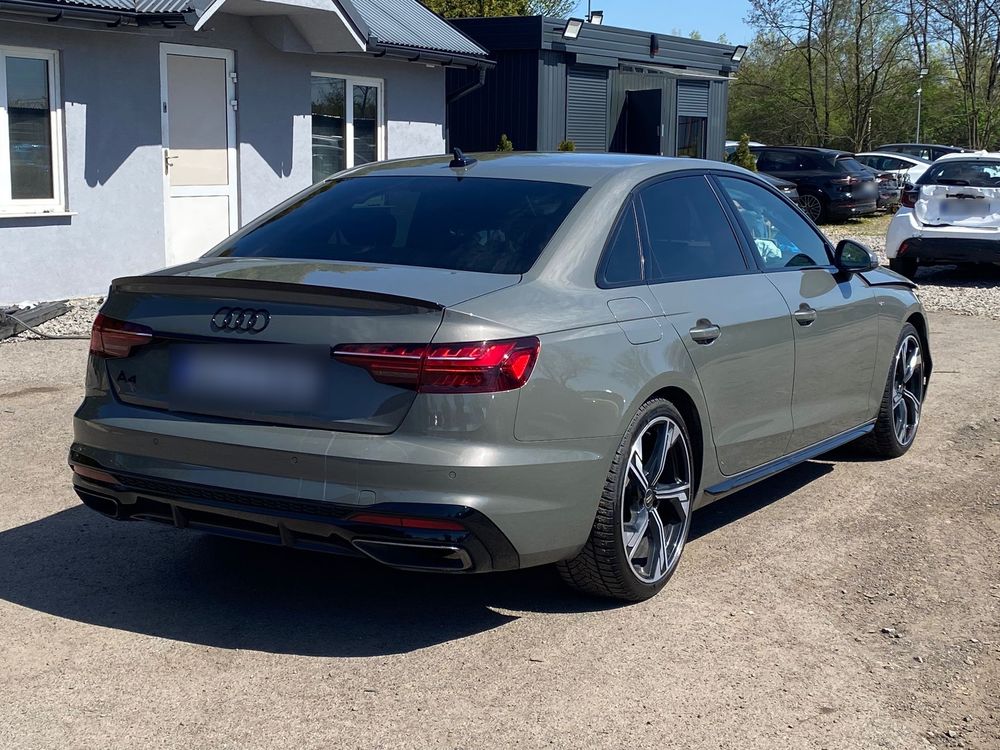 Audi A4 B9 35 TFSI mHEV S Line S tronic 2023