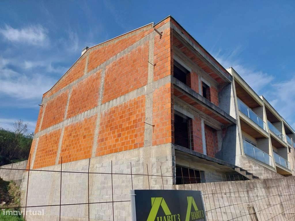 Terreno com 175 m² em Aveleda - Grande imagem: 4/7