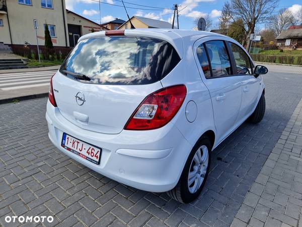 Opel Corsa - 3