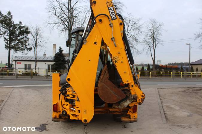 JCB 3CX - 5