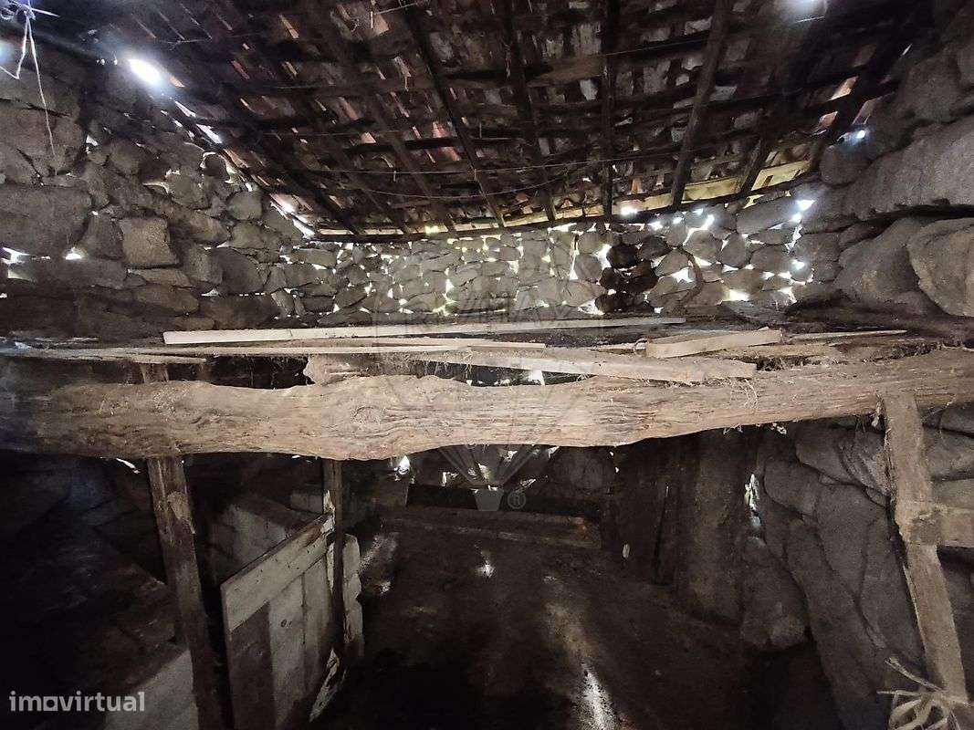 Moradia T1 para venda - Grande imagem: 4/33