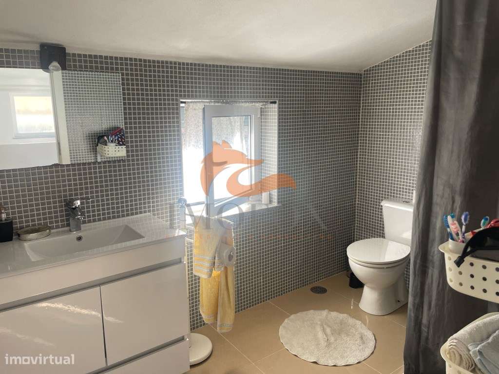 Casa com 2 quartos e jardim nas Corgas, Pomares - Arganil-14