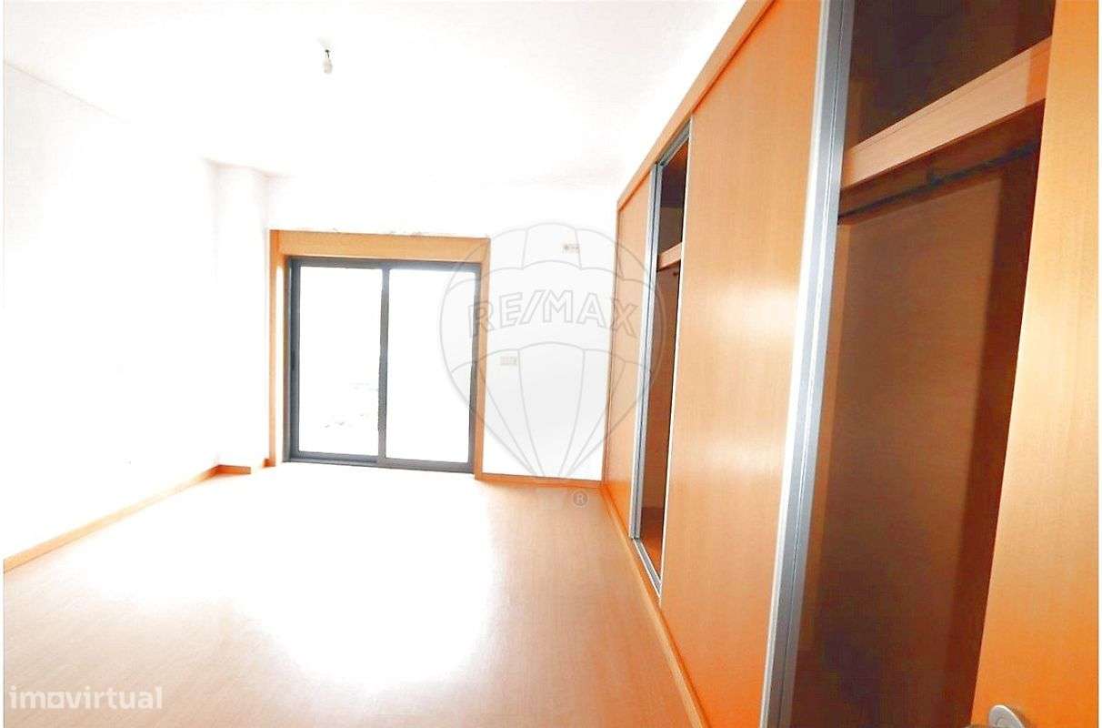 Apartamento T4 para venda - Grande imagem: 2/13