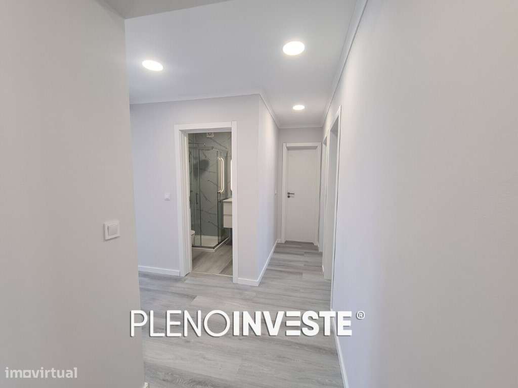 T4 totalmente remodelado na Amora-16