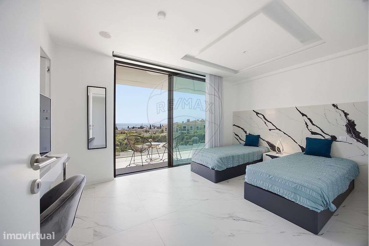 Moradia T5 para venda-23