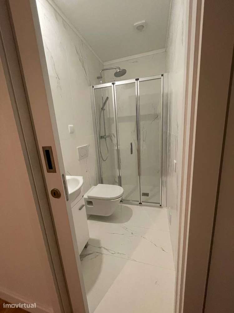 Viva perto do mar em Paço de Arcos: T3 novo com pátio e garagem-18