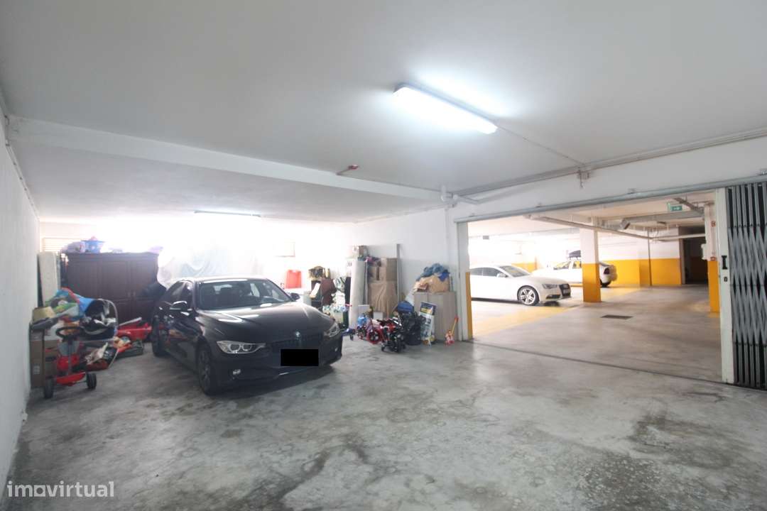 Apartamento T3 em São João de Ver com garagem fechada 3 viaturas-29