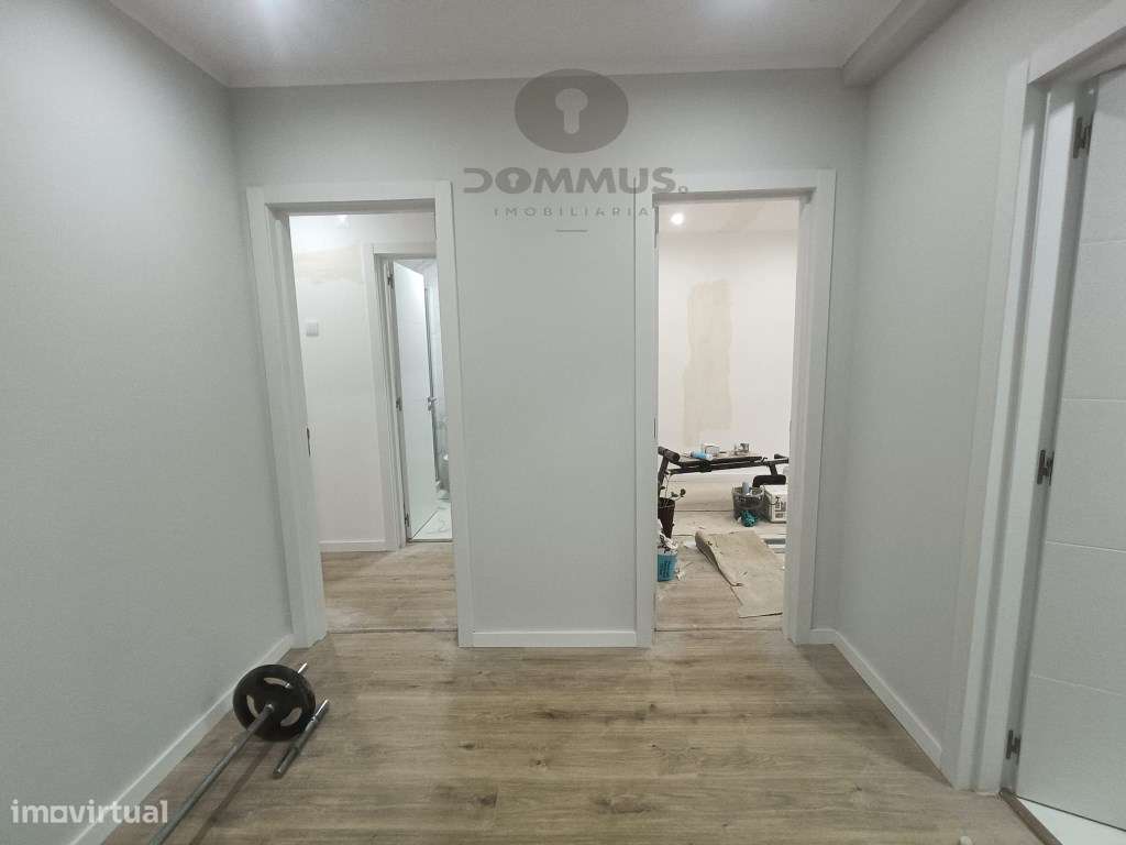Apartamento T3 Remodelado na Amadora-8