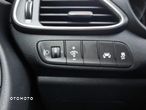 Hyundai I30 1.6 D Classic + - 17