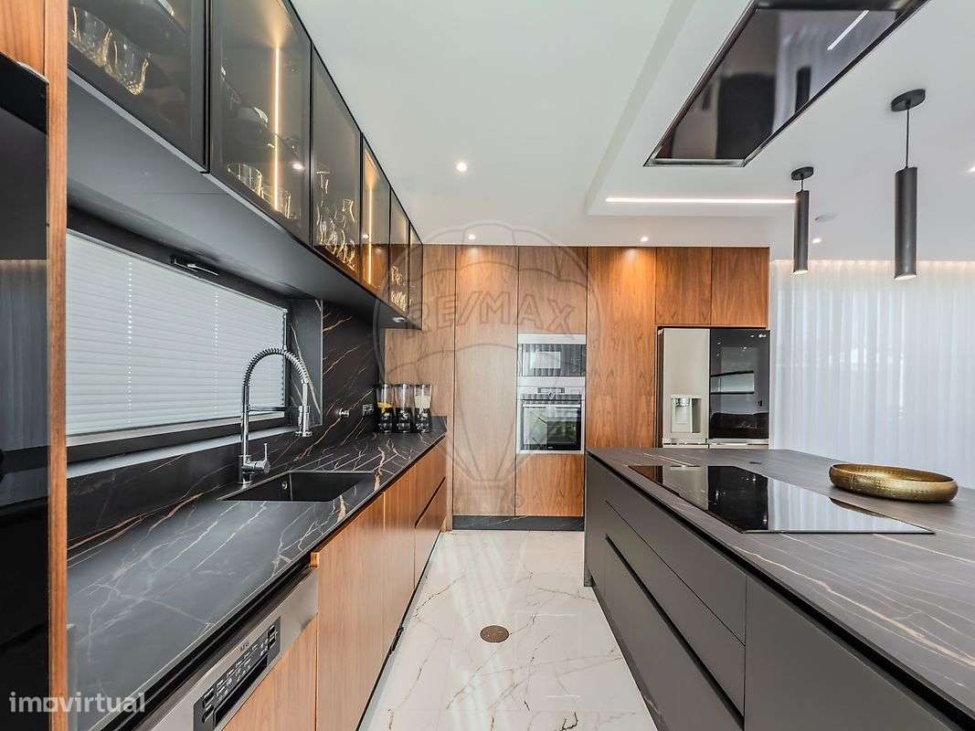 Moradia T4 para venda - Grande imagem: 4/50