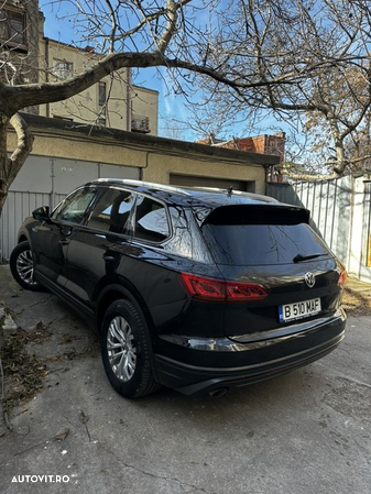 Volkswagen Touareg 3.0 V6 TDI 4Motion DPF Automatik - 3