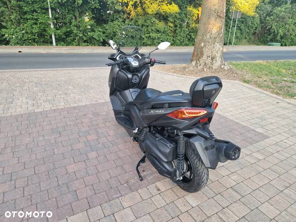 Yamaha X-max - 3