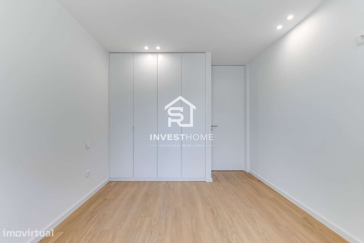 Apartamento T3 | Novo 2025 | Pronto a Escriturar | Varanda | Box-24