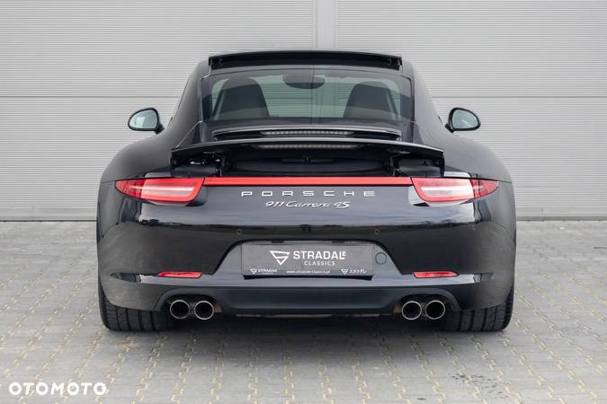 Porsche 911 Carrera 4S PDK - 12