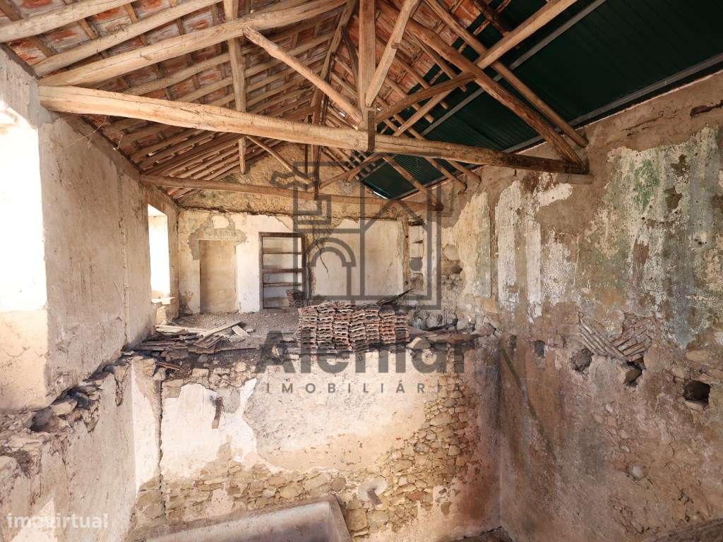 Moradia para Remodelar - Alenquer-8