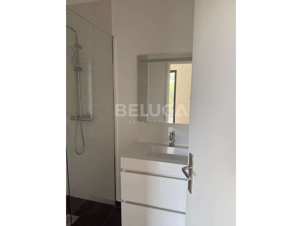 MORADIA T3 || CÂMARA DE LOBOS-23