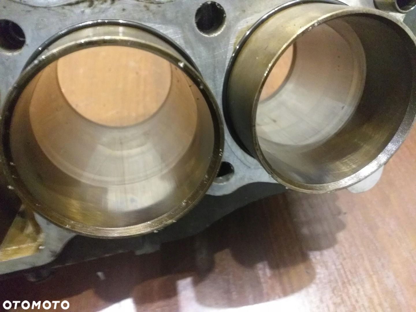 CYLINDER  TŁOKI KPL SUZUKI GS 650 - 15