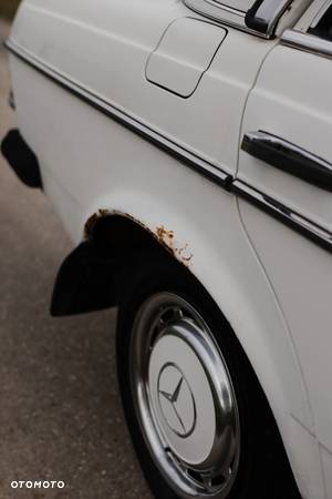 Mercedes-Benz W123 - 10